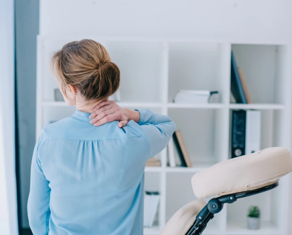 A Dental Professional’s Guide to Neck Pain Management