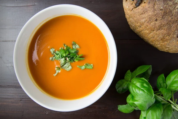Easily obtainable ingredient recipes: Immune boosting carrot and ginger soup